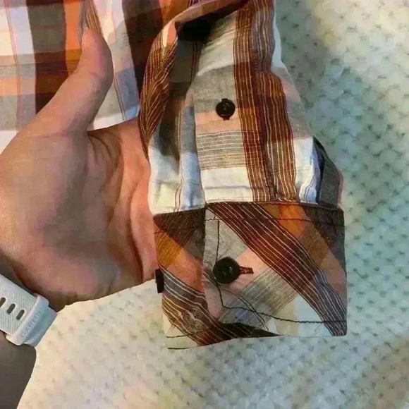 Authentic Signature Levi Strauss & Co plaid button down sz S plaid fall *Hole* - Picture 10 of 10